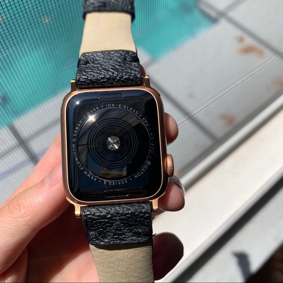 COPY - Series 4 Apple Watch w LV band main image 3